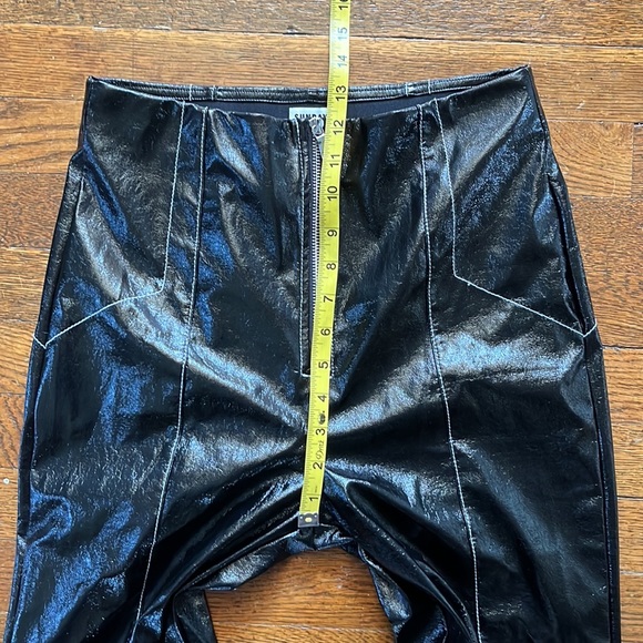 Aritzia Sunday Best Tessy Pants Vegan Leather - Picture 9 of 10